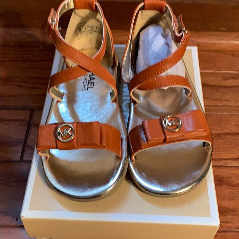 Michael Kors Girl Lil Sandra sandals
